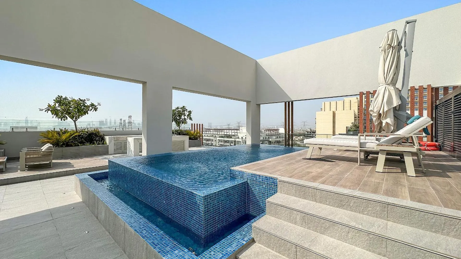 Vayk - Modern 2Br With Private Plunge Pool In Jvc Apartment Dubai