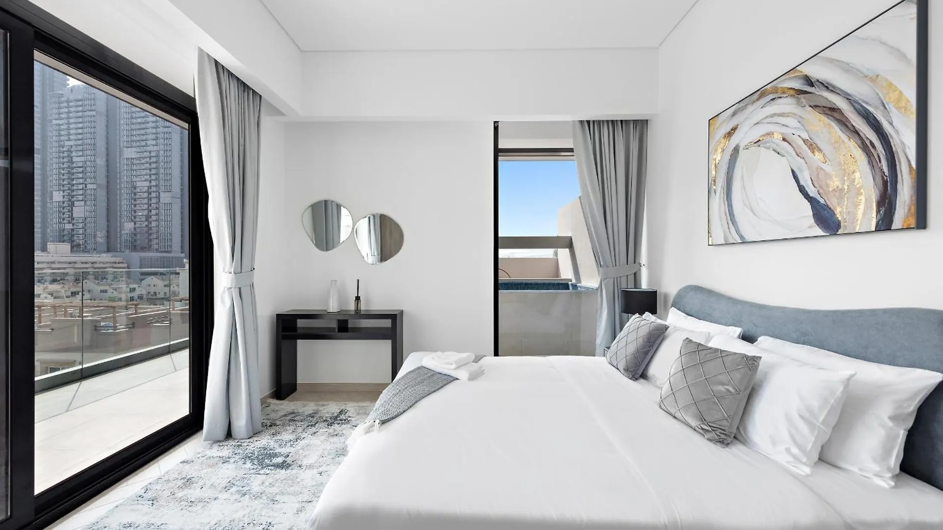 Vayk - Modern 2Br With Private Plunge Pool In Jvc Apartment Dubai